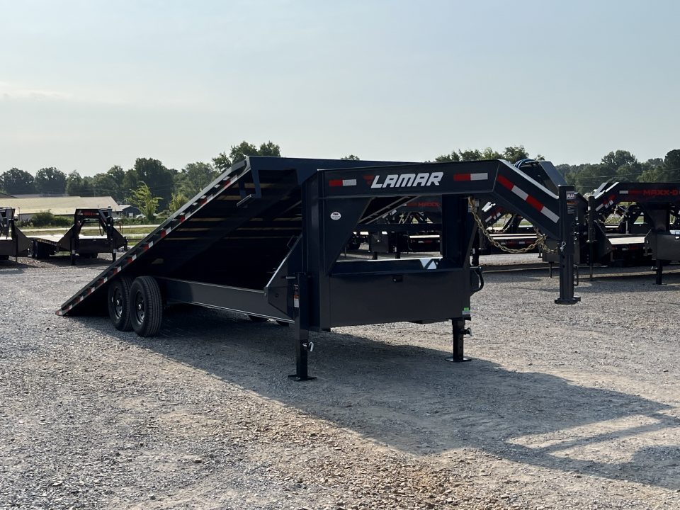 2027 Lamar Trailers FA022427 in Dexter, KY