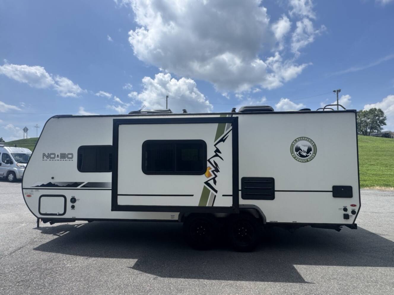 A photo of this 2020 Forest River NO BOUNDARIES (19 SERIES) NB19.6