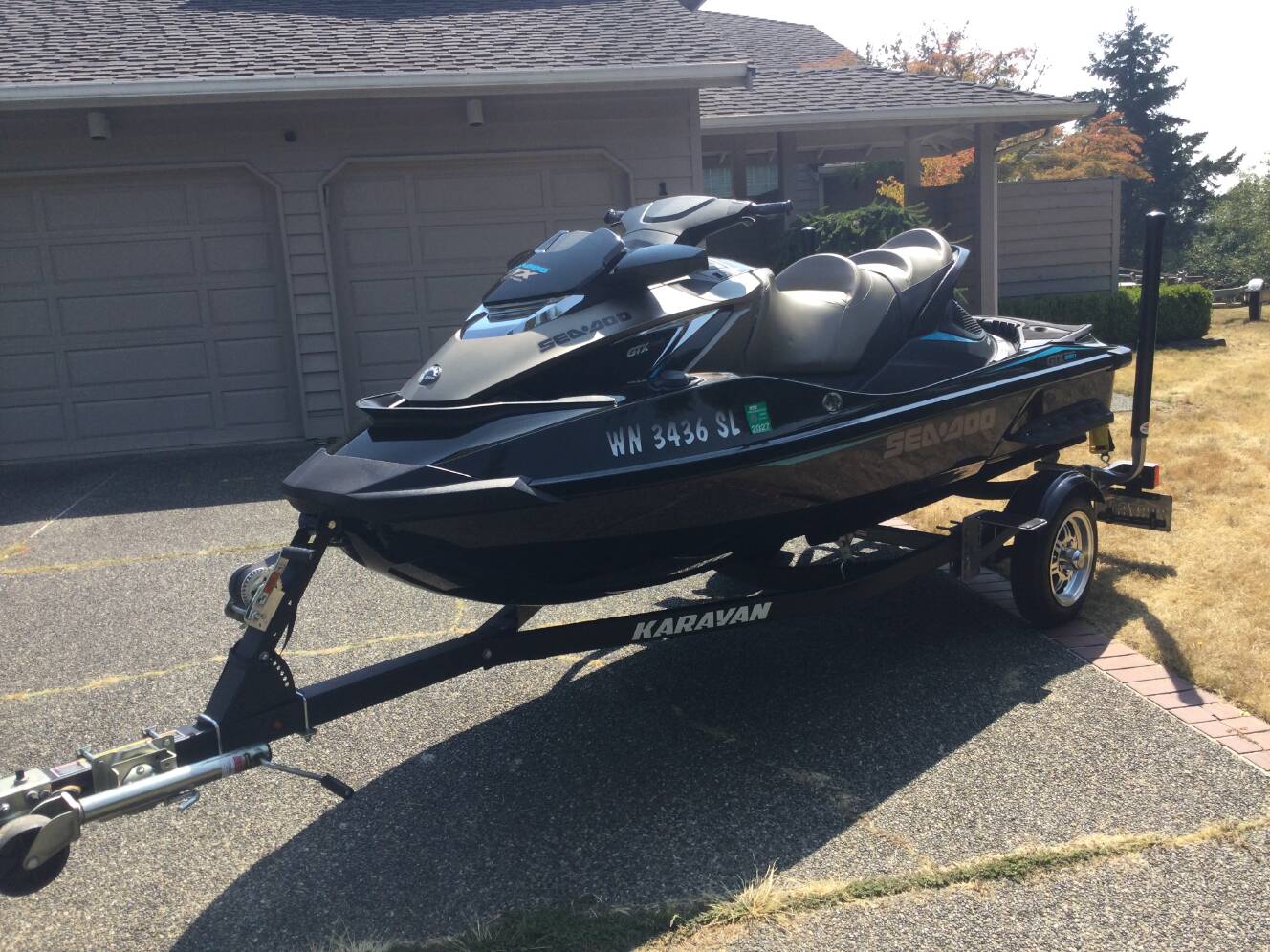 A photo of this 2016 Sea-Doo GTX 260