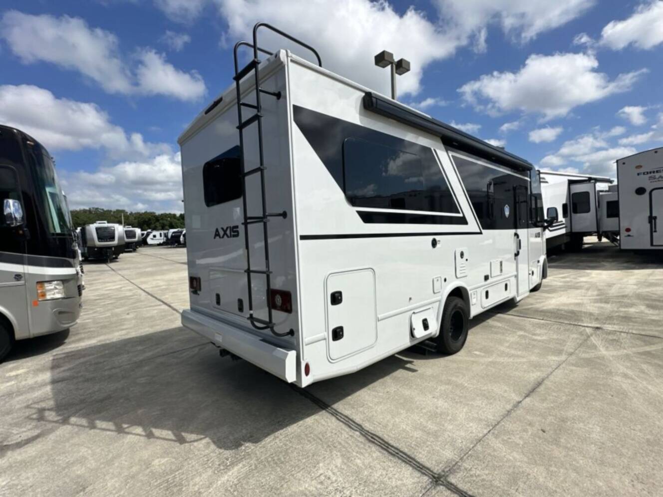 A photo of this 2027 Thor Motor Coach Axis® 26.2