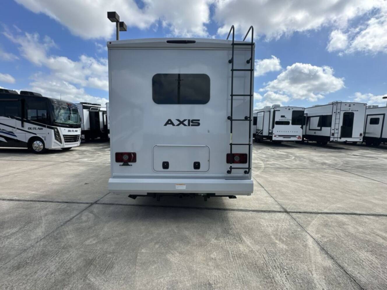 A photo of this 2027 Thor Motor Coach Axis® 26.2