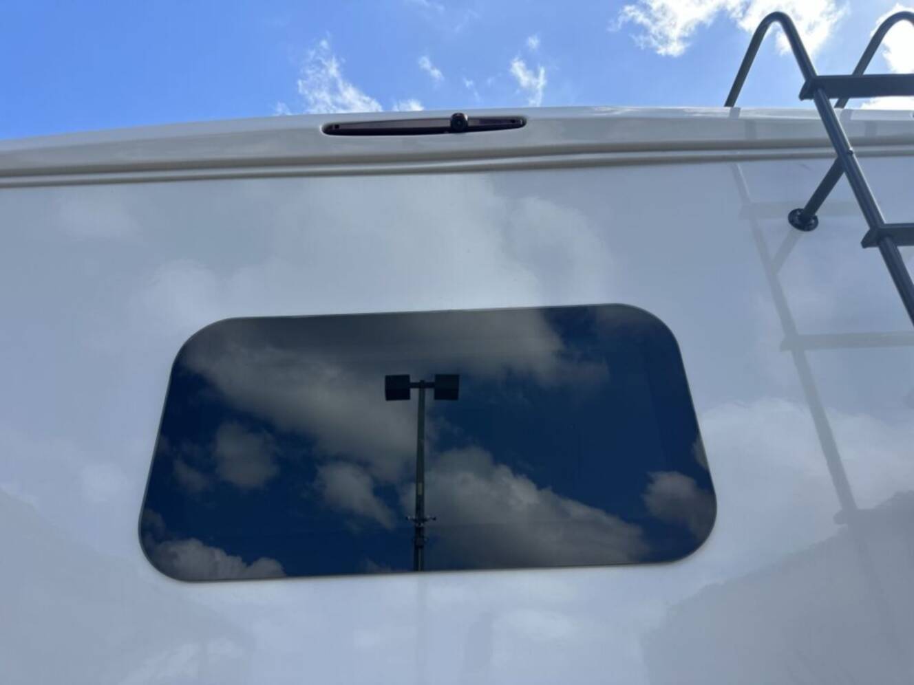 A photo of this 2027 Thor Motor Coach Axis® 26.2
