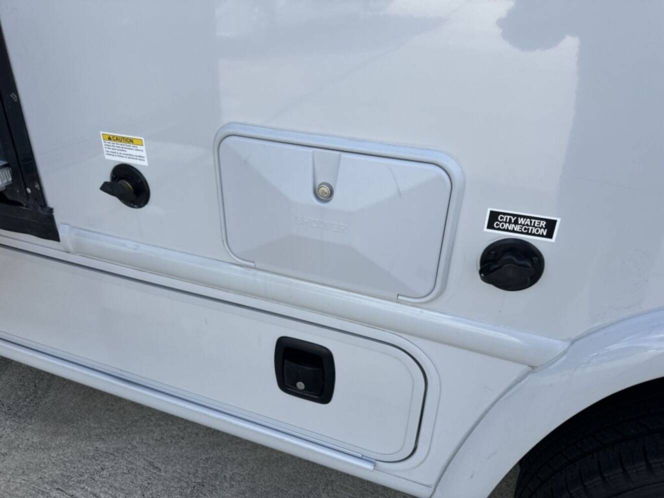 A photo of this 2027 Thor Motor Coach Axis® 26.2