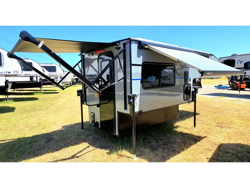 2027 PALOMINO