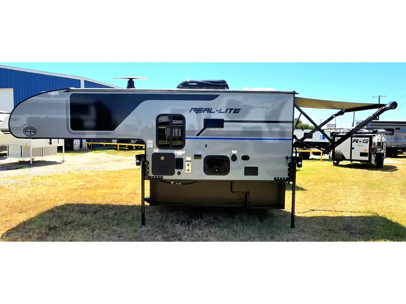 2027 PALOMINO Palomino Real Lite HS-1803