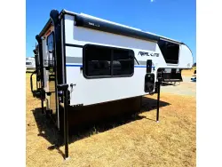 2027 PALOMINO Palomino Real Lite HS-1803