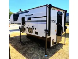 2027 PALOMINO Palomino Real Lite HS-1803