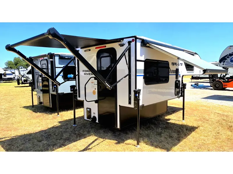 2027 PALOMINO