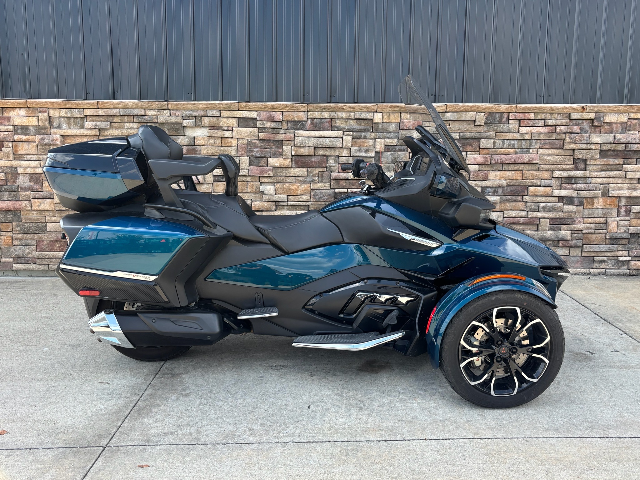 2021 Can-Am CAN AM SPYDER RT LTD BASE in Columbia, MO