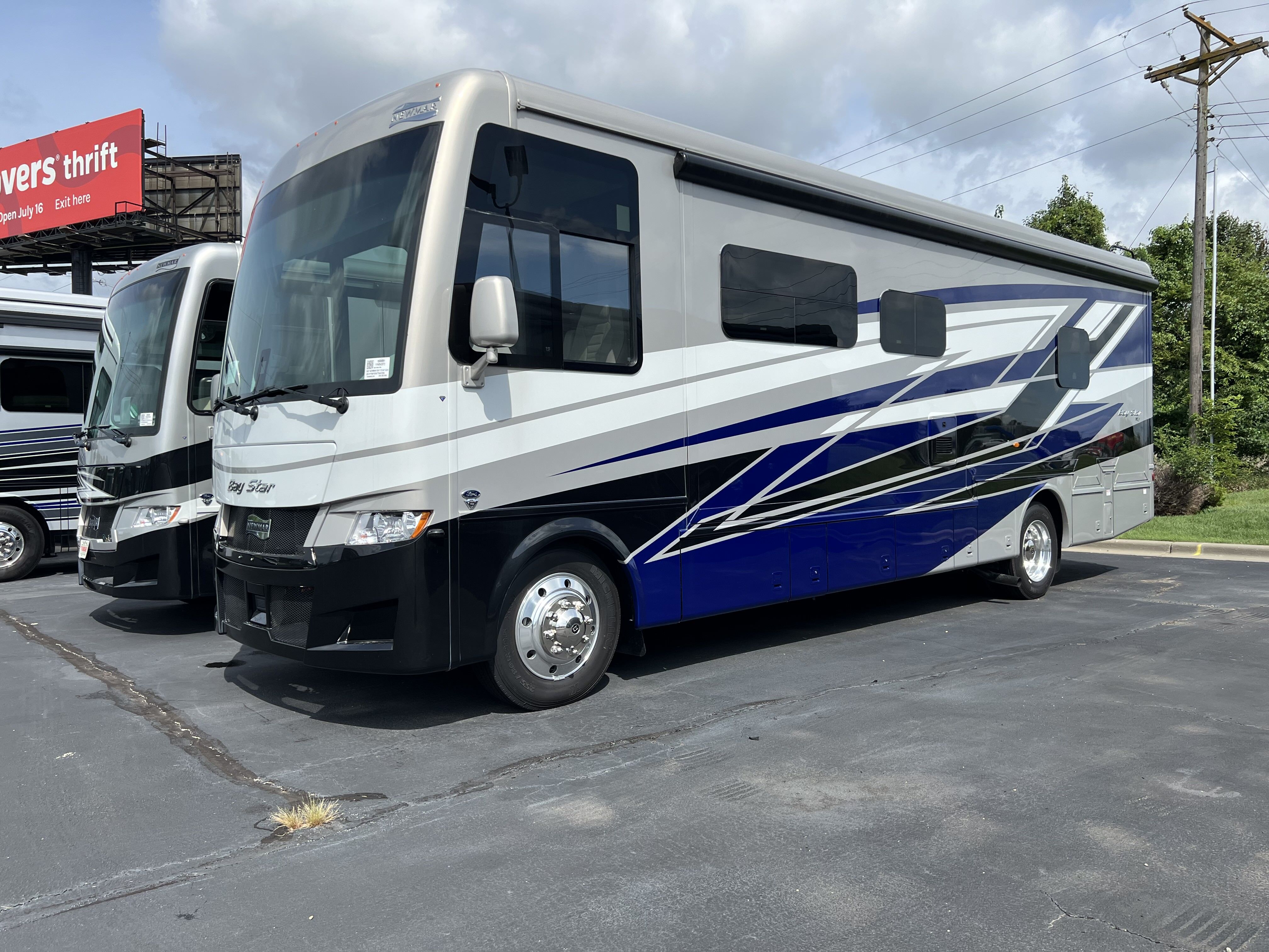 2027 Newmar Bay Star 3225 in belton MO