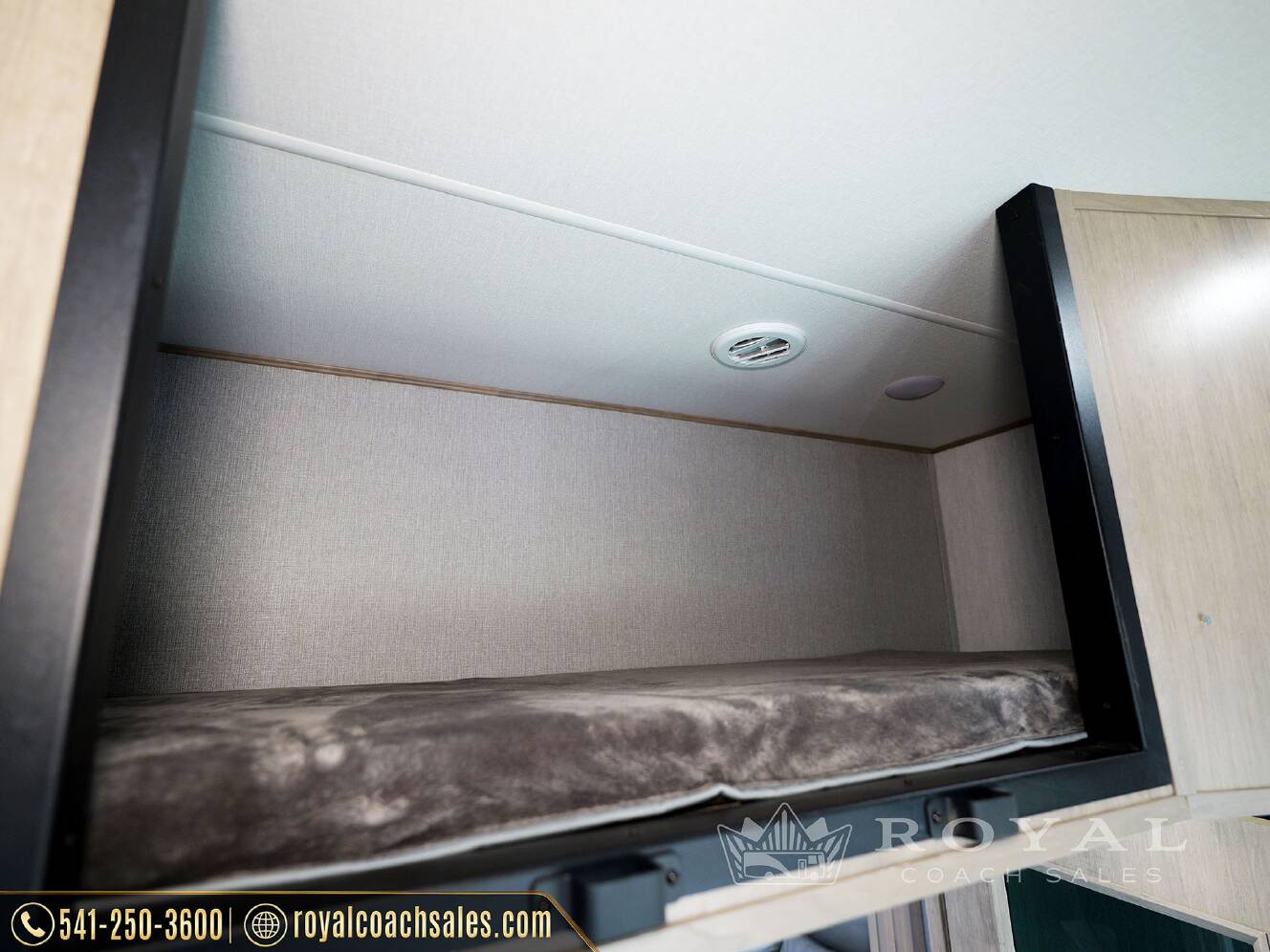 A photo of this 2024 Grand Design MOMENTUM 320G