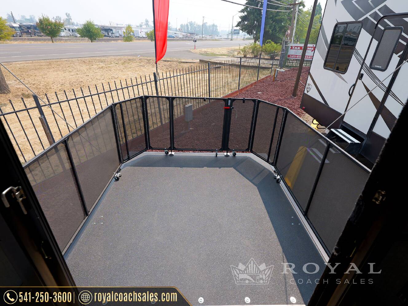 A photo of this 2024 Grand Design MOMENTUM 320G