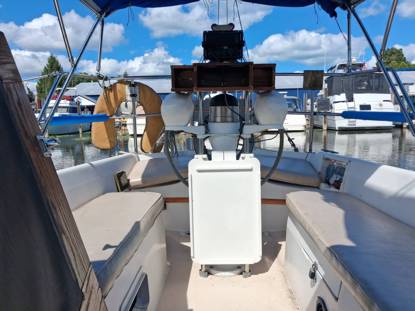 A photo of this 1989 Catalina CATALINA