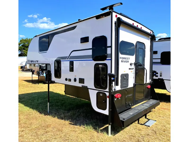 2026 Forest River Palomino Real Lite HS-2110