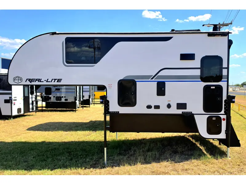 2026 Forest River Palomino Real Lite HS-2110
