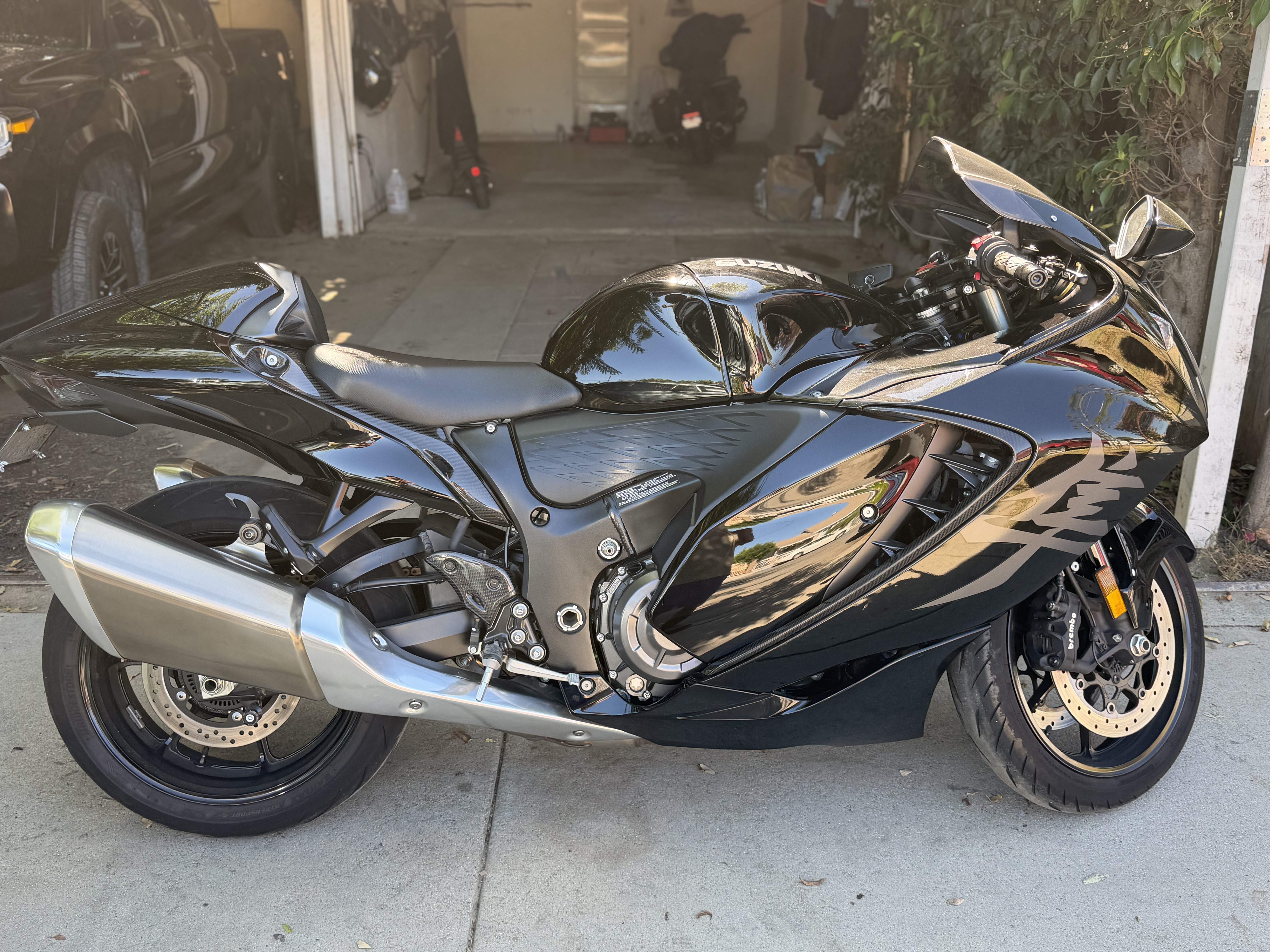 2023 Suzuki HAYABUSA 1300R 1300R in Los Angeles, CA