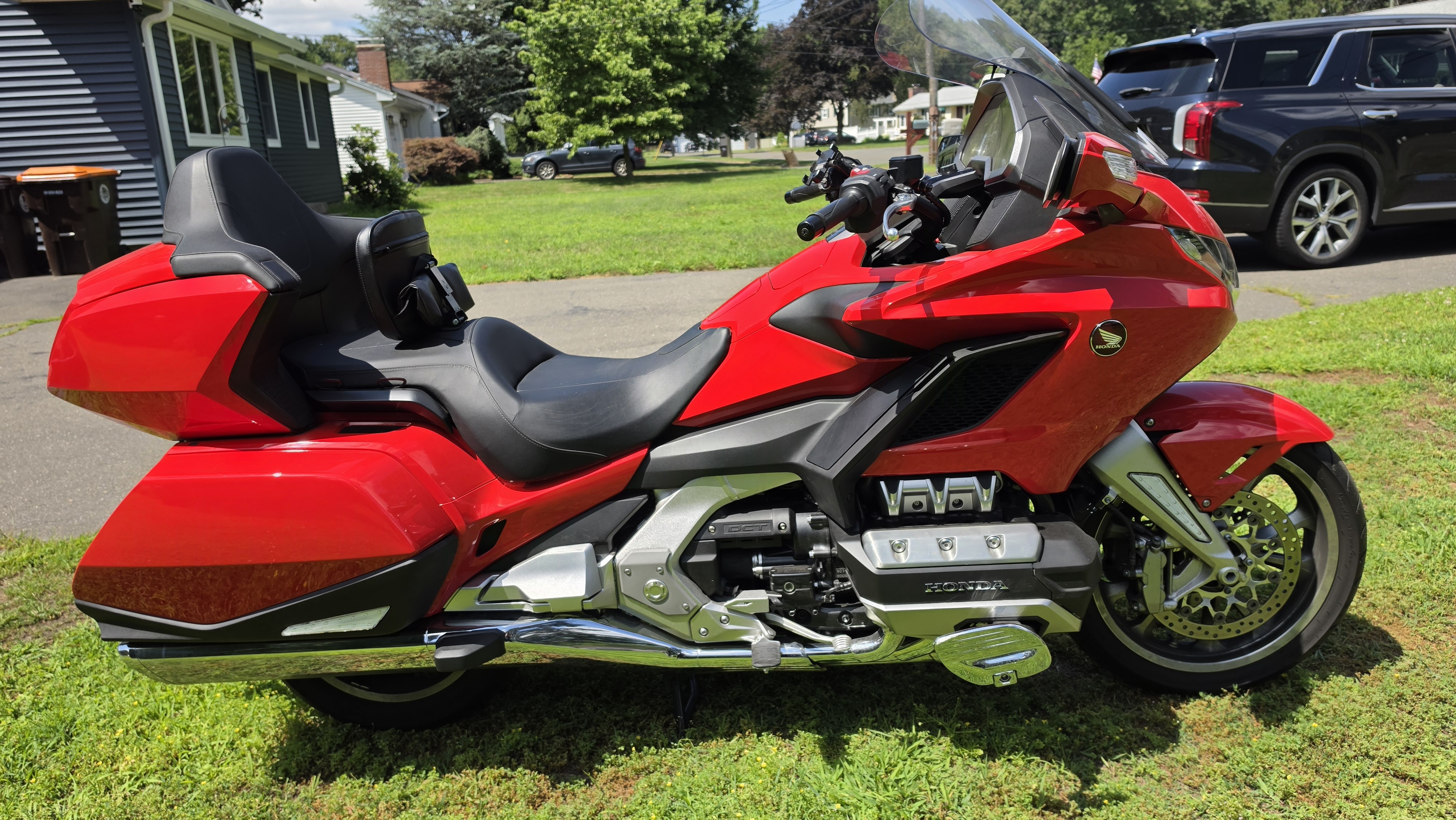 2018 Honda GOLD WING 1800 TOUR AUTOMATIC DCT 1800 TOUR AUTOMATIC DCT in Feeding Hills, MA