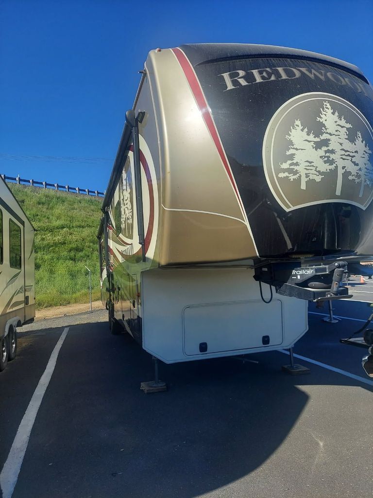 2017 Redwood Rv 5th Wheel 36RL in tuolumne CA