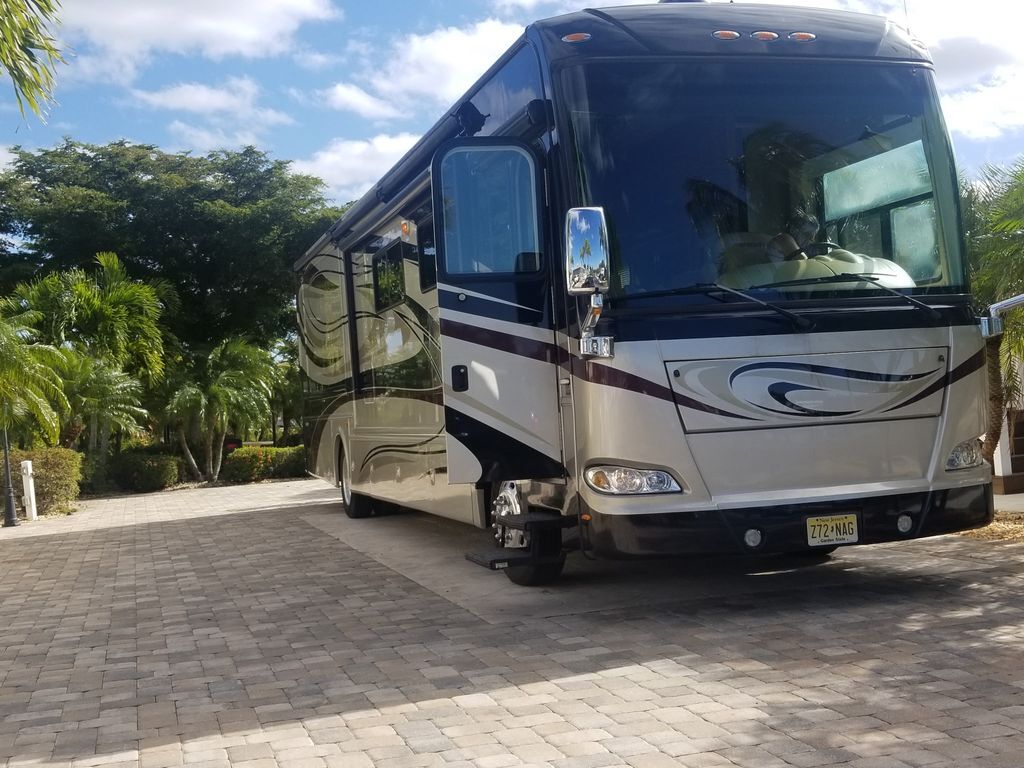 2010 Damon Tuscany 4051 in dennis NJ