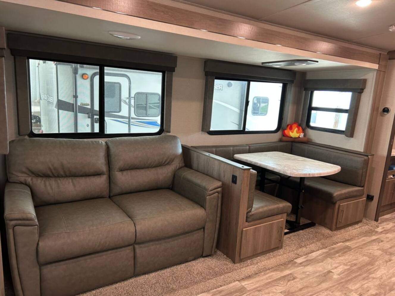 A photo of this 2022 Grand Design Imagine 2910BH