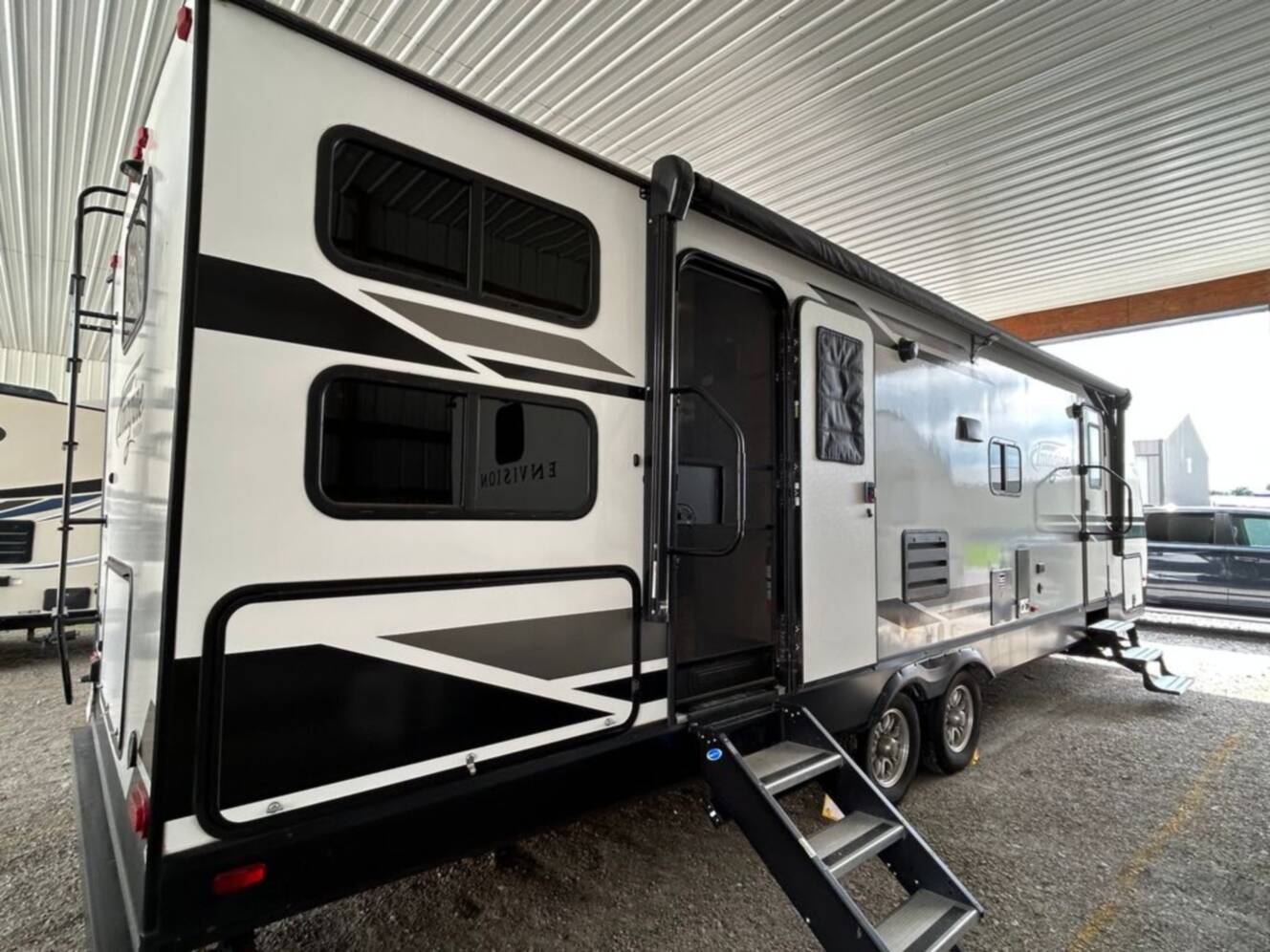 A photo of this 2022 Grand Design Imagine 2910BH