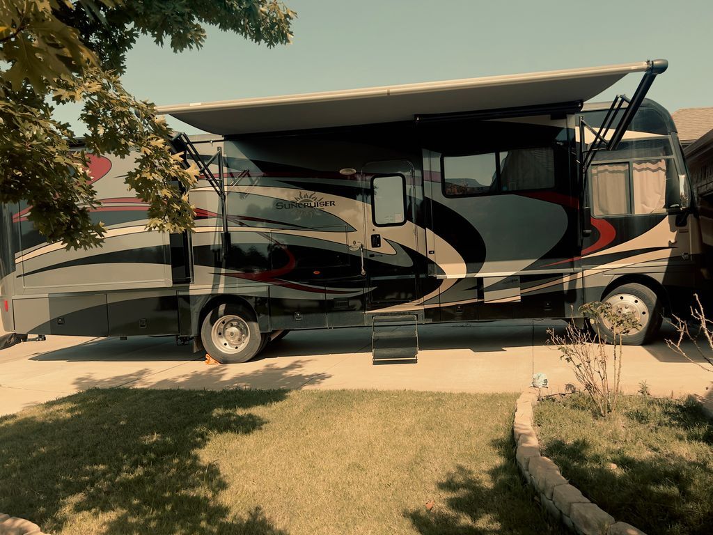 2011 Itasca Suncruiser 35P in waxahachie TX