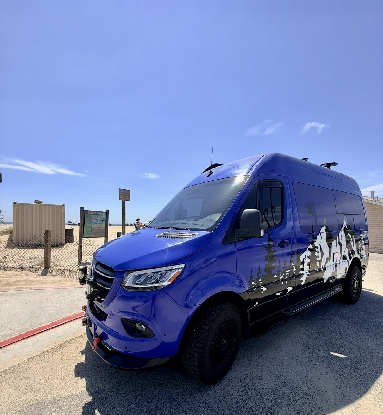 2022 Airstream INTERSTATE 19 TOMMY BAHAMA EDITION in huntington beach CA