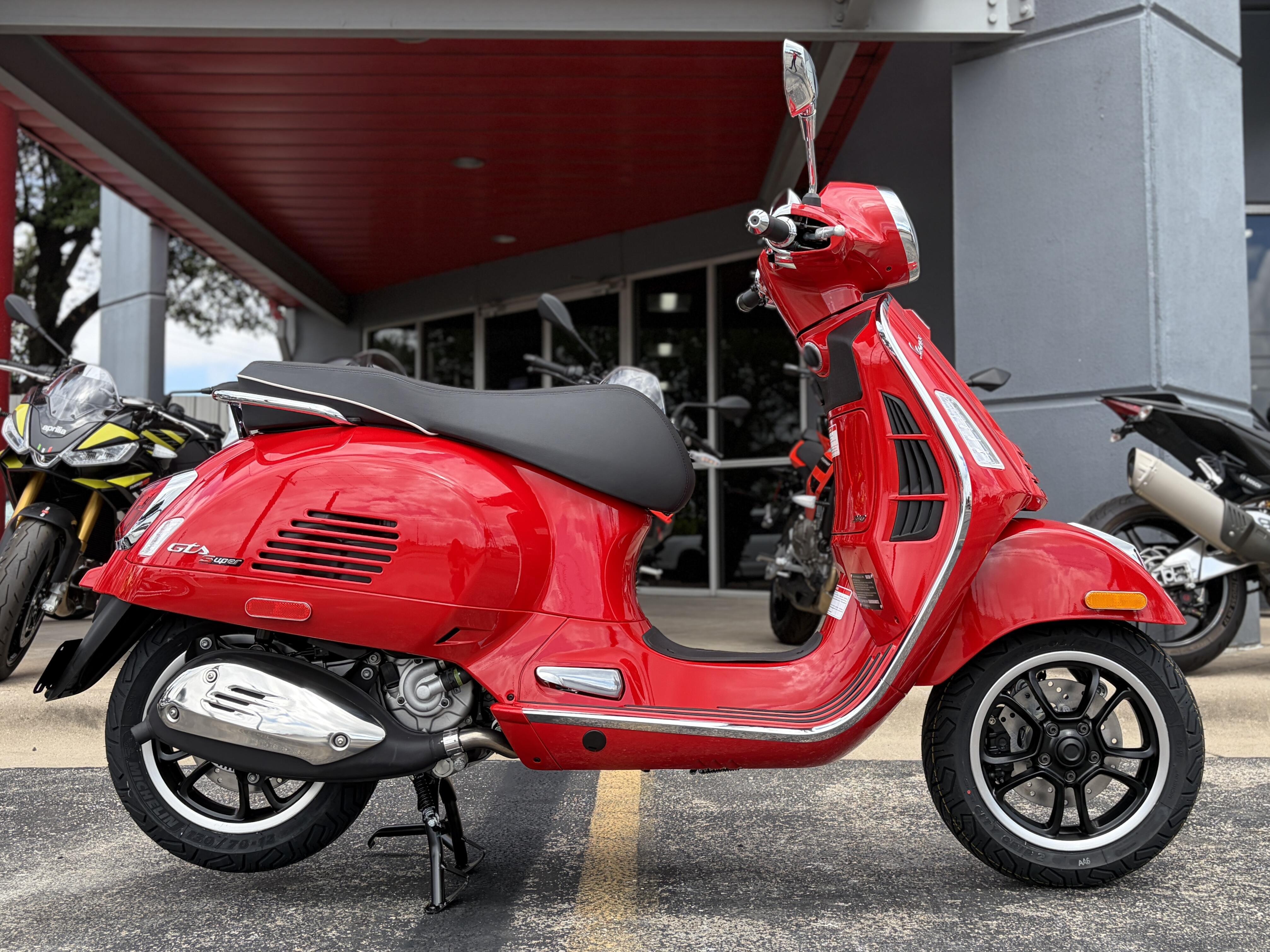 2027 Vespa GTS 310 310 in Austin, TX
