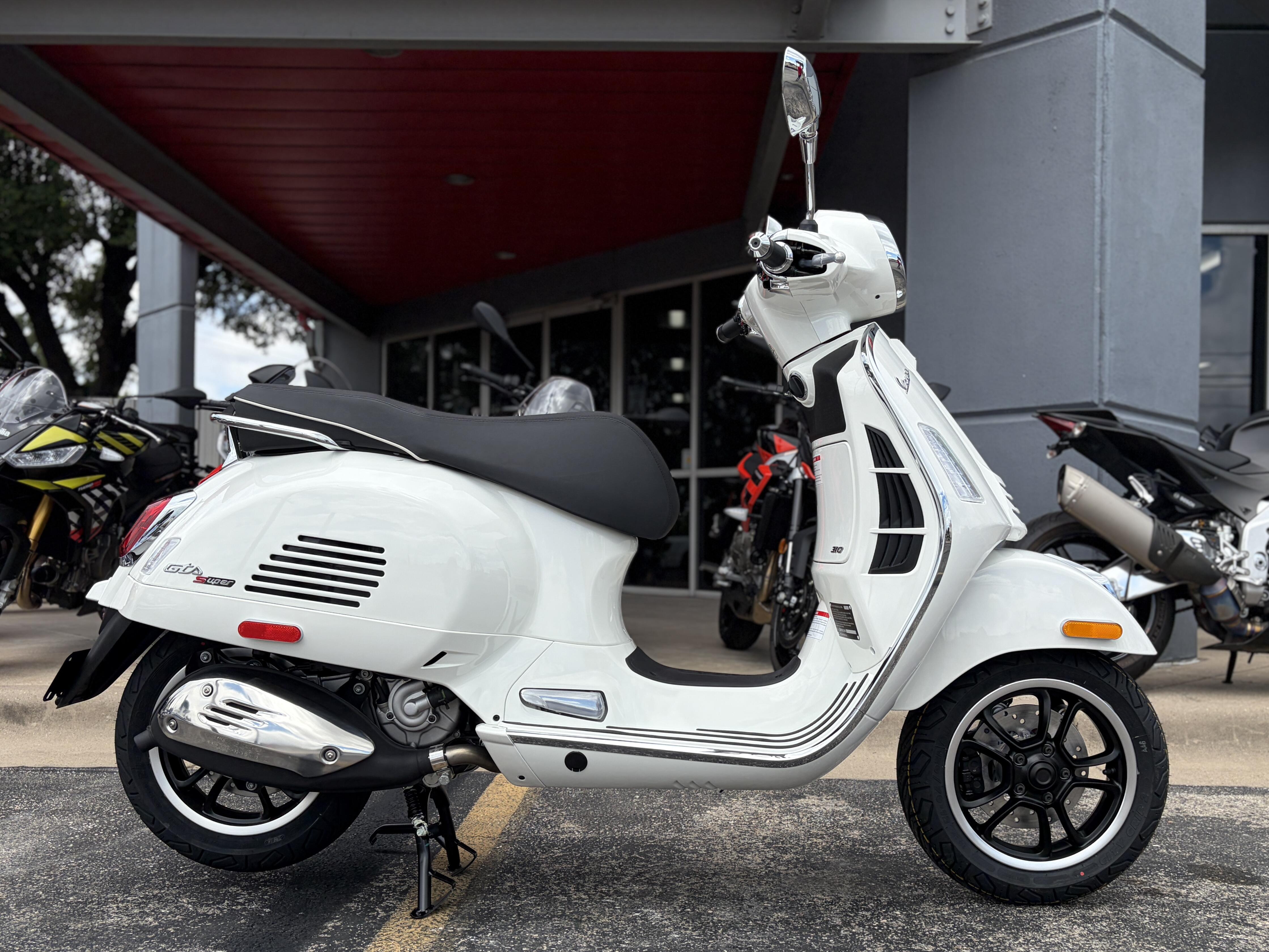 2027 Vespa GTS 310 310 in Austin, TX