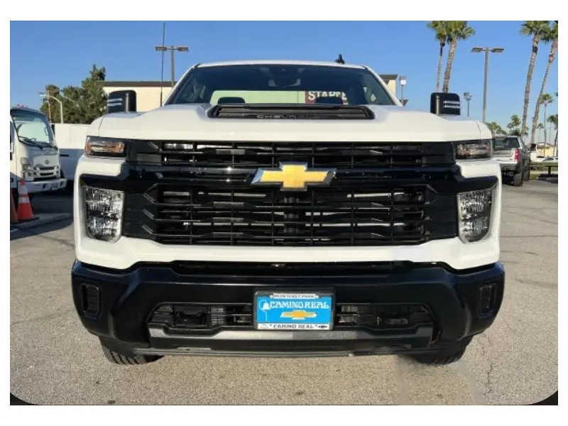 2025 CHEVROLET SILVERADO