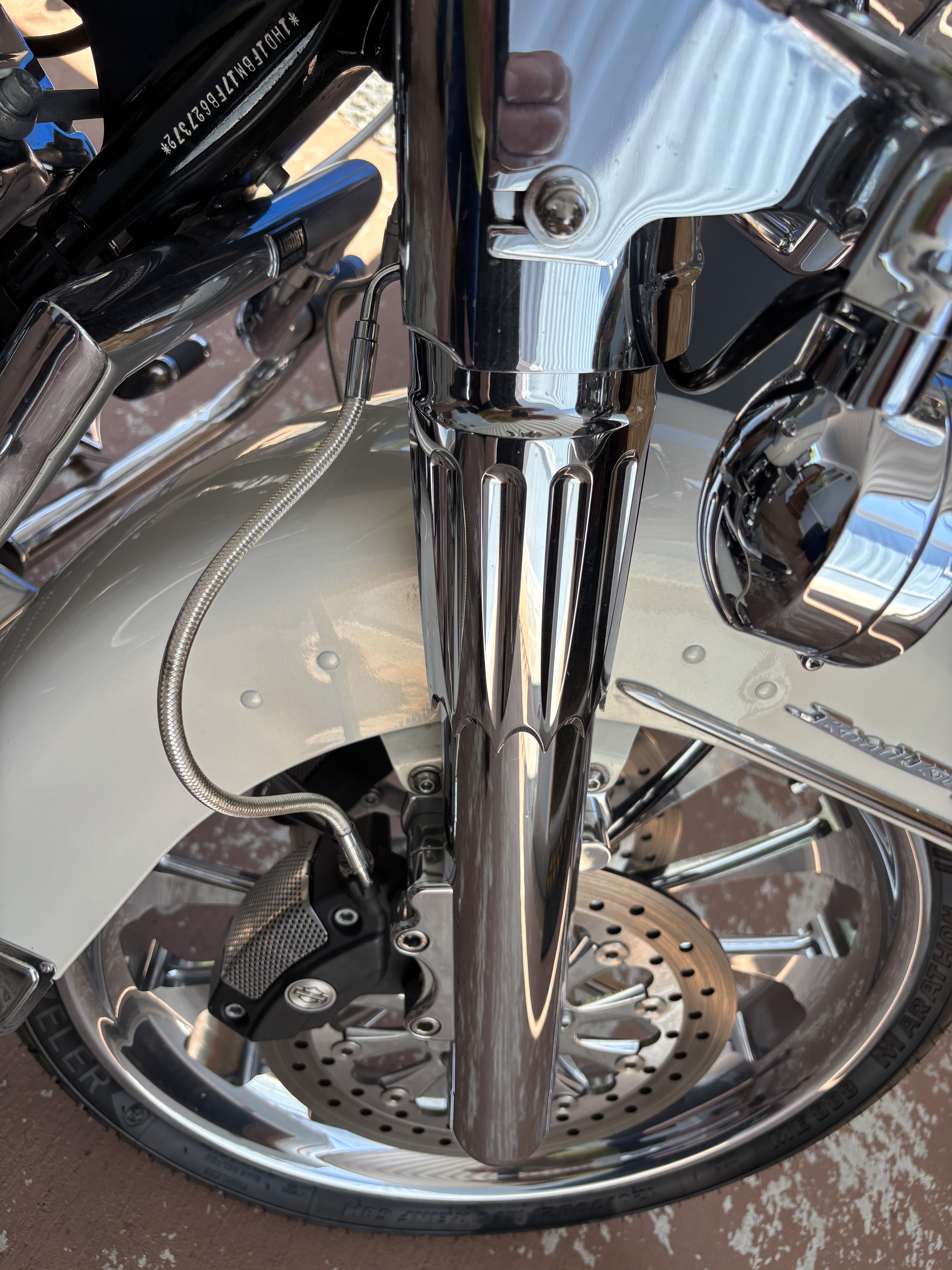 2015 Harley-Davidson ROAD KING CUSTOM in escondido CA
