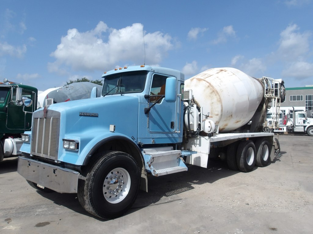 2007 KENWORTH W900 in Houston, TX