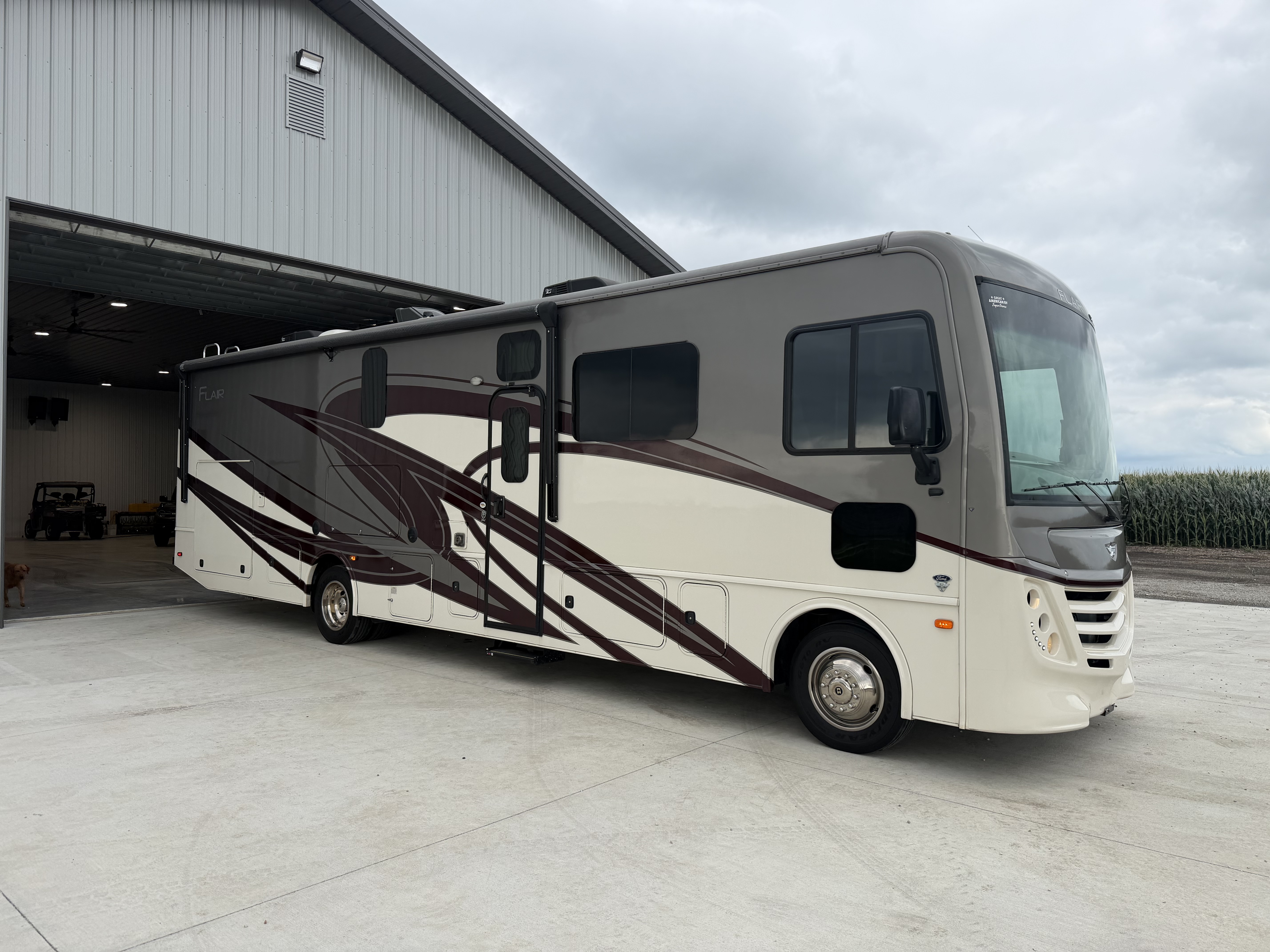 2022 Fleetwood FLAIR 34J RV