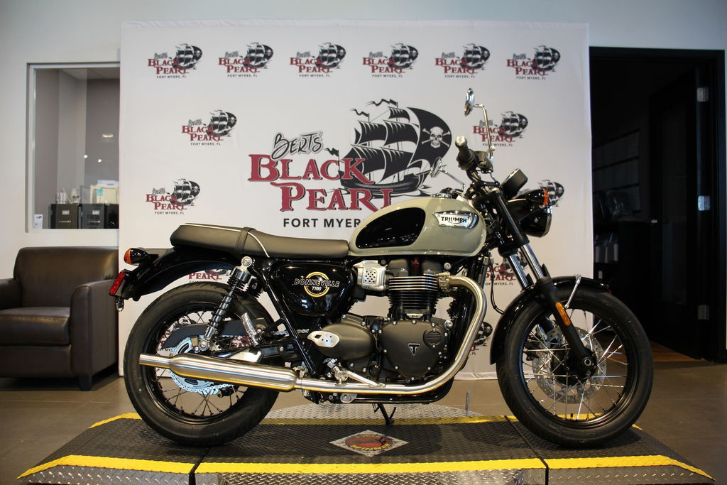 2026 Triumph Bonneville T100 Base T100 in Fort Myers, FL