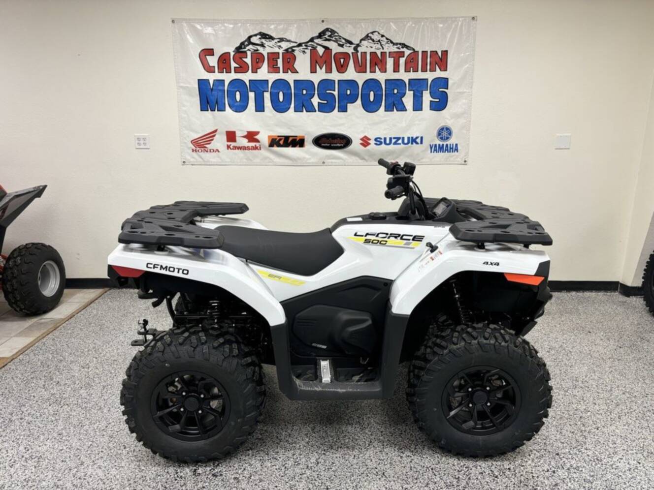 A photo of this 2025 CFMOTO CFORCE 500