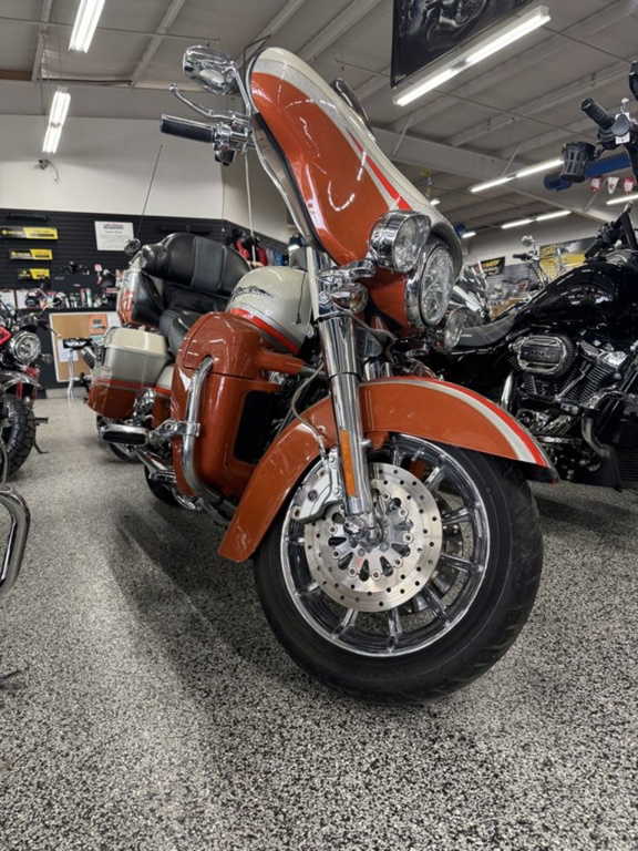 2009 Harley-Davidson FLHTCUSE - CVO Ultra Classic Electra Glide CVO ULTRA CLASSIC in Casper, WY