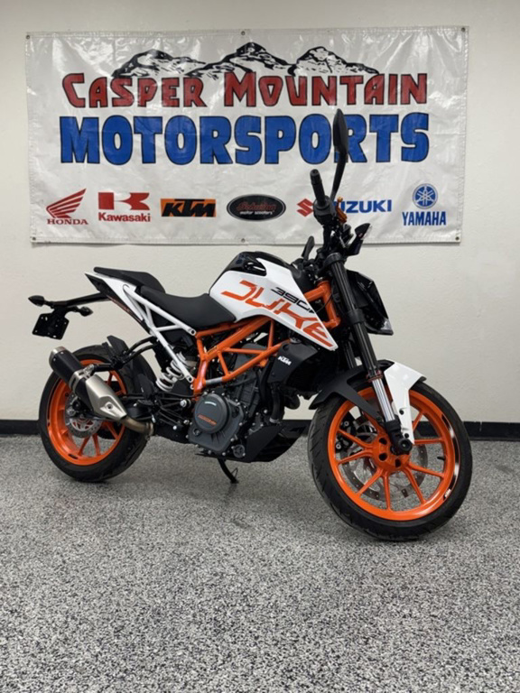 2018 KTM Duke 390 DUKE in Casper, WY