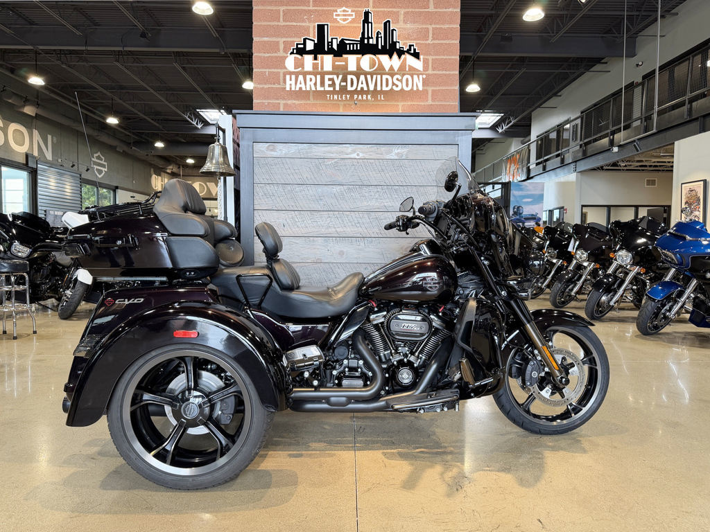 2021 Harley-Davidson FLHTCUTGSE - CVO Tri Glide in Tinley Parl, IL