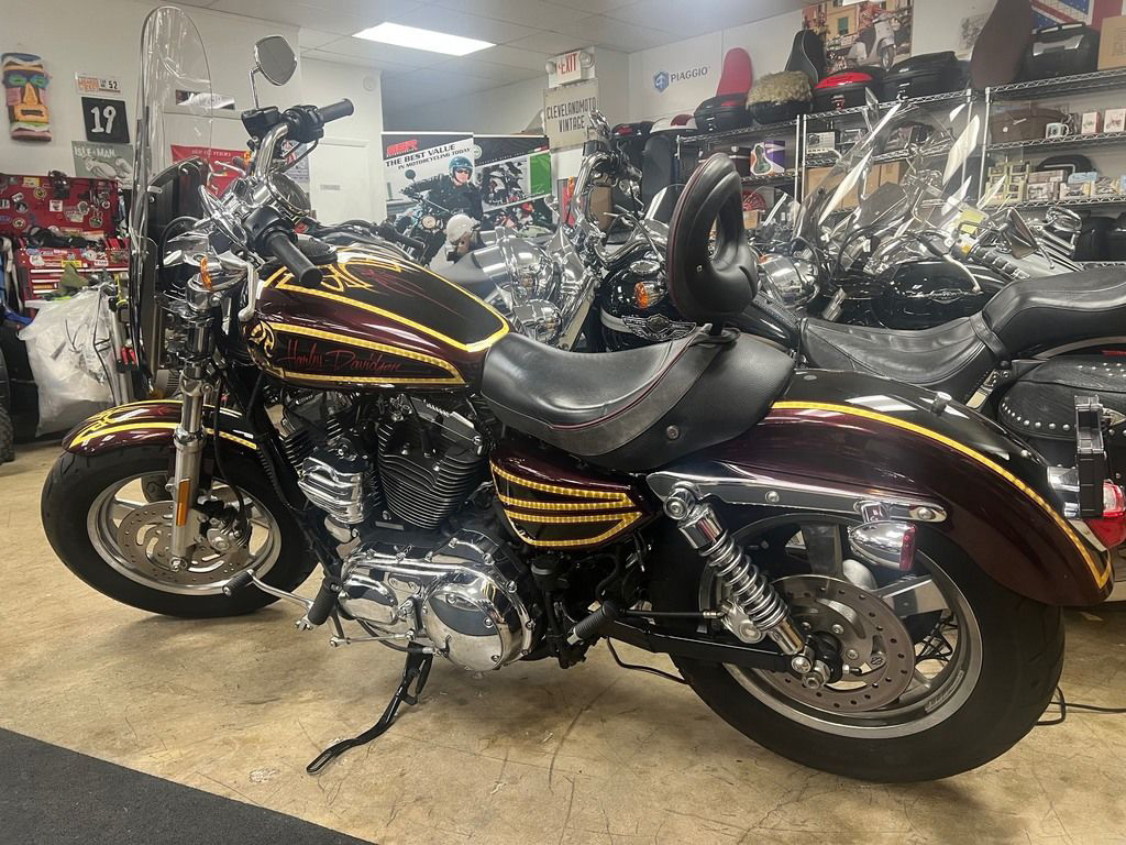 2013 Harley-Davidson XL1200C - Sportster 1200 Custom in Cleveland, OH