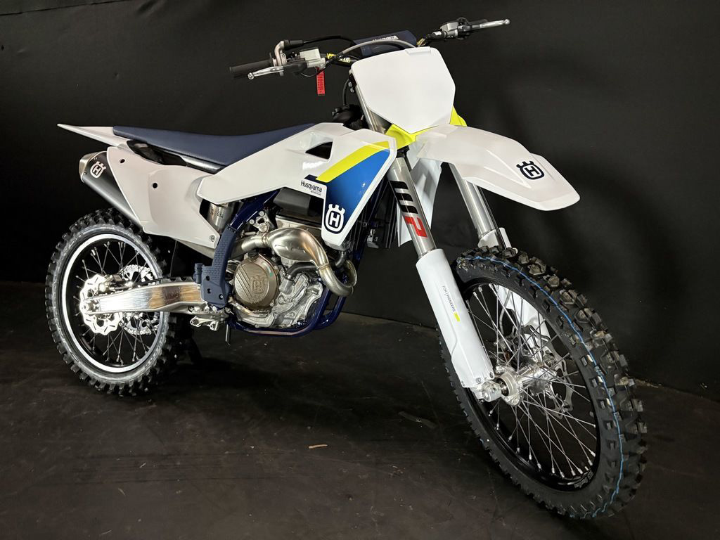 2025 Husqvarna FC 250 250 in Appleton, WI