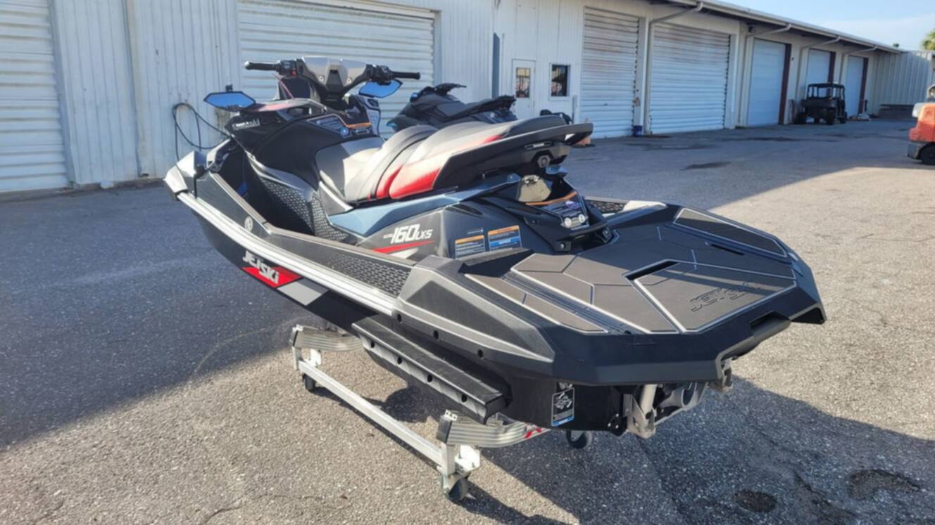 A photo of this 2026 Kawasaki Jet Ski Ultra 160 LX-S