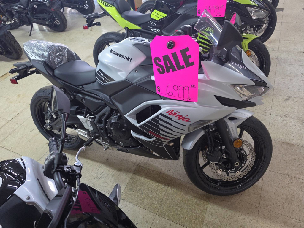 2026 Kawasaki Ninja 650 ABS ABS in Mt. Sterling, KY