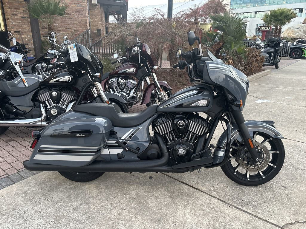 2022 Indian Chieftain Dark Horse Icon Stealth Gray Azure w/gf DARK HORSE in Daytona Beach, FL