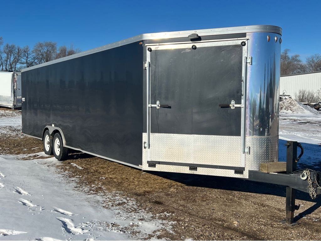 2005 Dct Enclosed 101" X 30' in Madison, SD
