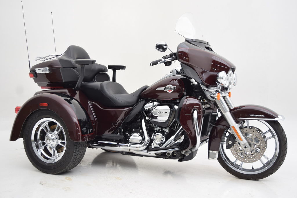 2022 Harley-Davidson FLHTCUTG - Tri Glide Ultra ULTRA CLASSIC in Scott City, MO