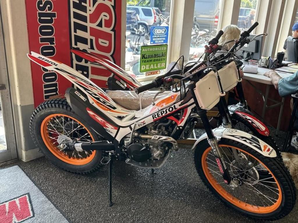 2023 Honda MRT301 COTA 301RR in Hillsboro, OR
