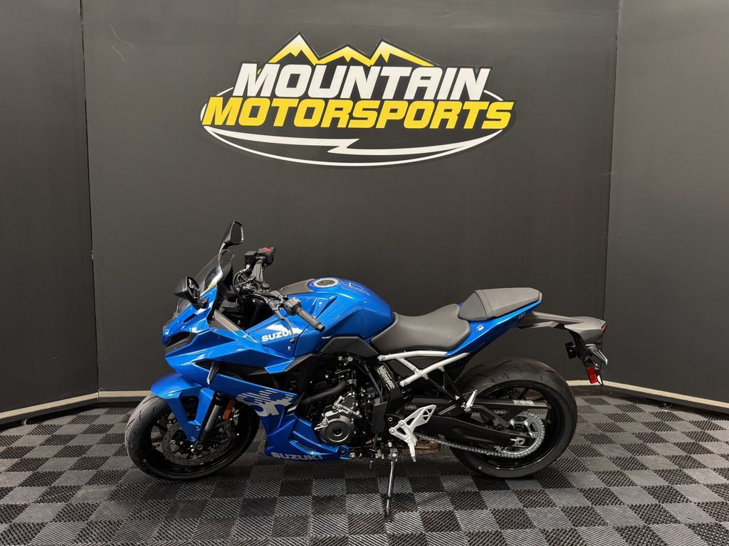 2025 Suzuki GSX-8R 8R in Oxford, AL