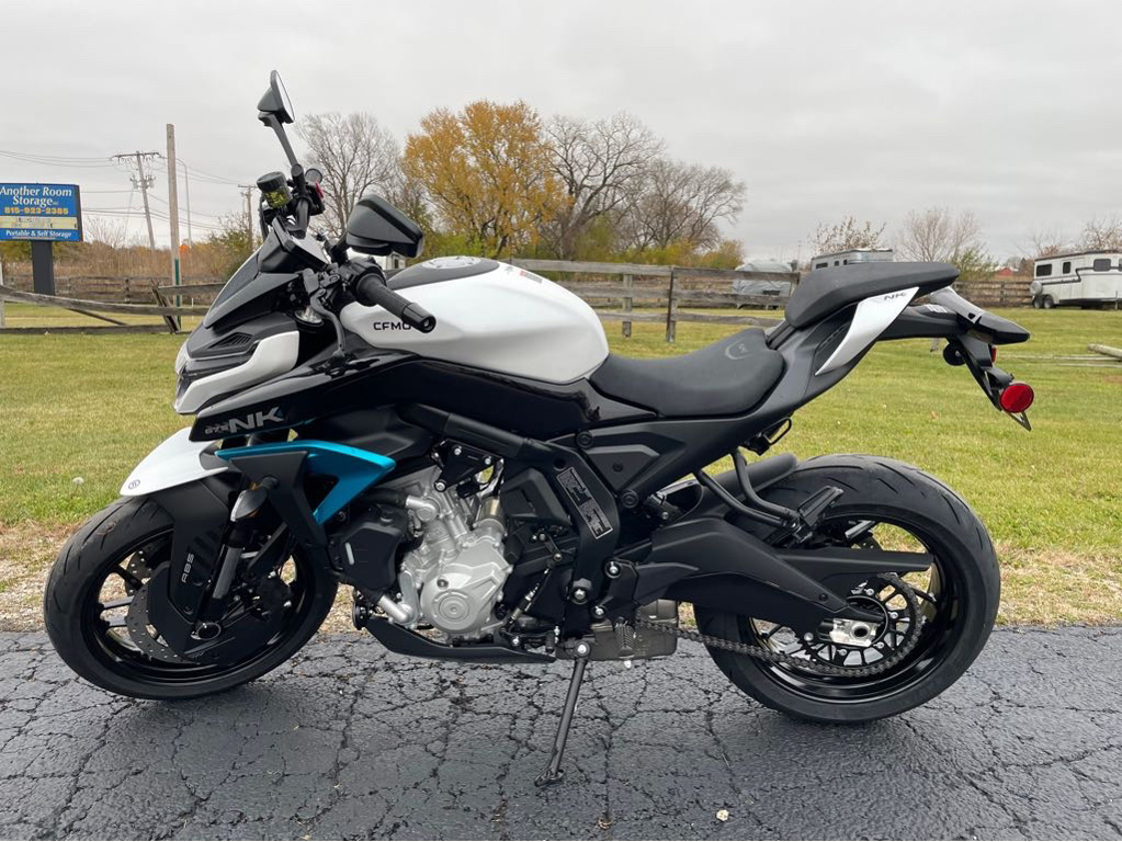 2026 CFMOTO NK 675 - GLACIER WHITE 675 in Marengo, IL