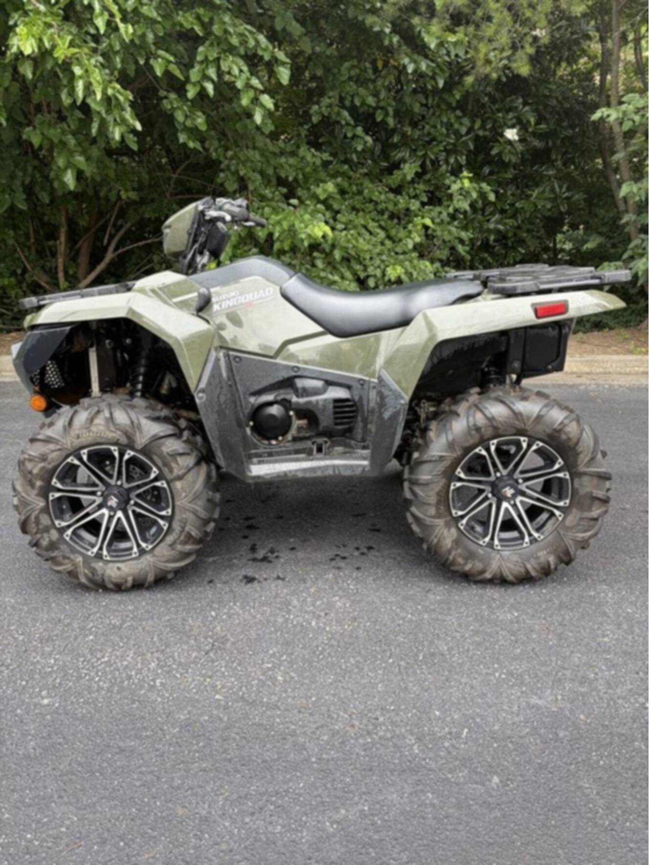 A photo of this 2023 Suzuki KingQuad 750 AXi Power Steering