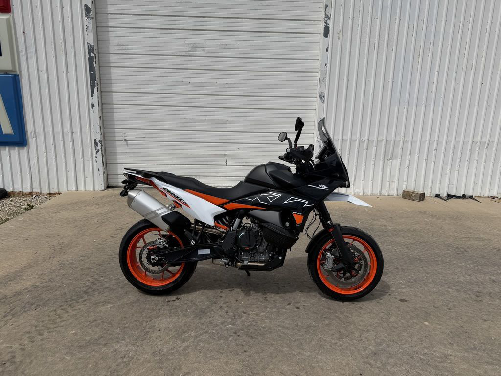 2024 KTM 890 SMT 890 in Decatur, TX
